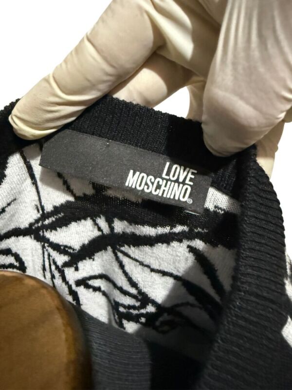 BLUSA LOVE MOSCHINO TAM. P - Imagem 2