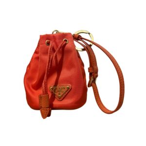 CHARM/CHAVEIRO PRADA